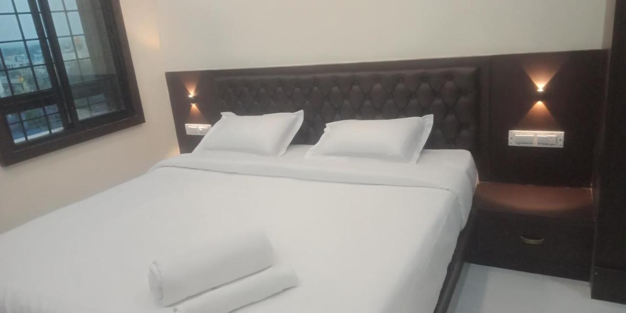 מלון Chikmagalūr M G Residency מראה חיצוני תמונה