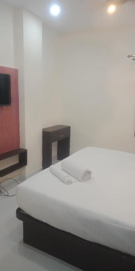 מלון Chikmagalūr M G Residency מראה חיצוני תמונה