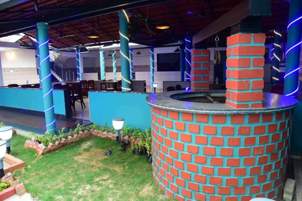 מלון Chikmagalūr M G Residency מראה חיצוני תמונה