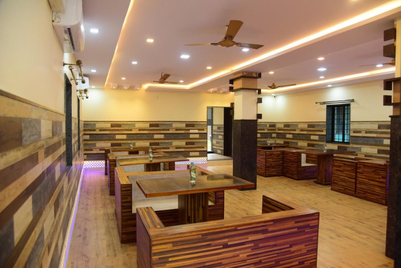 מלון Chikmagalūr M G Residency מראה חיצוני תמונה